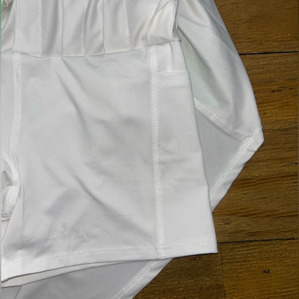 EleVen by Venus Williams Set of 2 Green sport tanks and and White tennis skort S - Picture 5 of 16